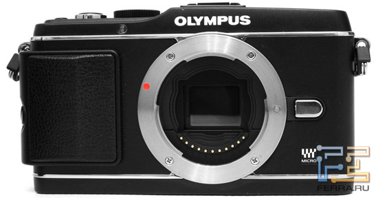 Olympus PEN E-P3. Вид спереди