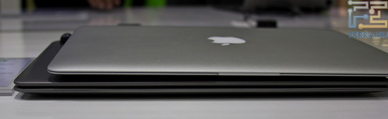 Acer Aspire S3 и MacBook Air, вид спереди