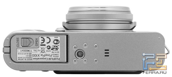 Нижняя часть корпуса Fujifilm FinePix X100