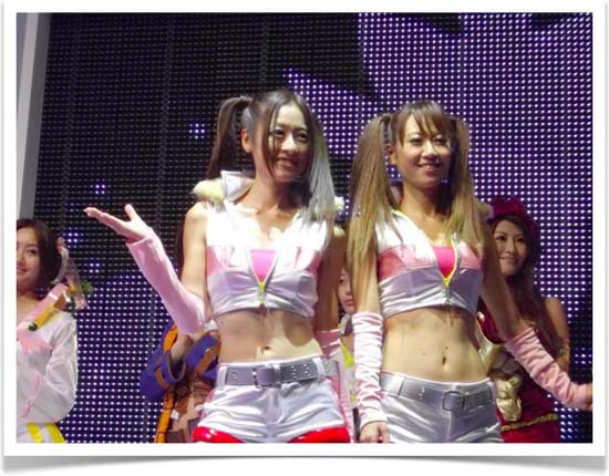 Согласно мнению большинства посетителей выставки, одними из самых зажигательных девушек на Tokyo Game Show 2011 были модели издательства Square Enix