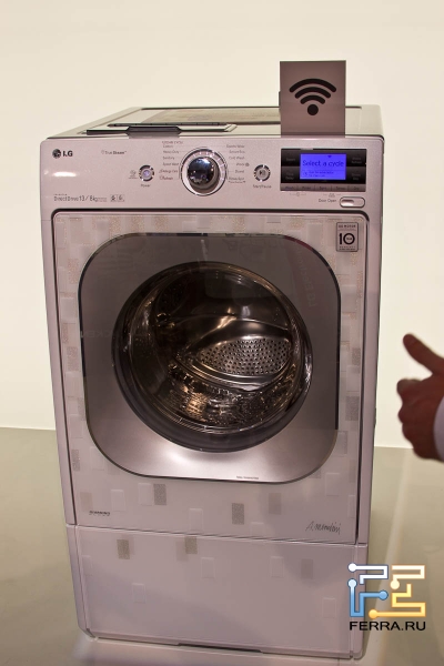 Еще один вид на стиральную машину LG Smart ThinQ с Wi-Fi
