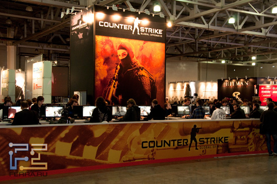 Counter Strike на выставке Игромир 2011