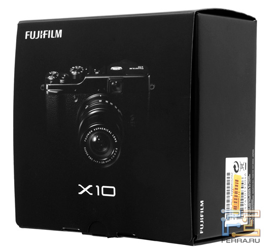 Коробка с камерой Fujifilm FinePix X10