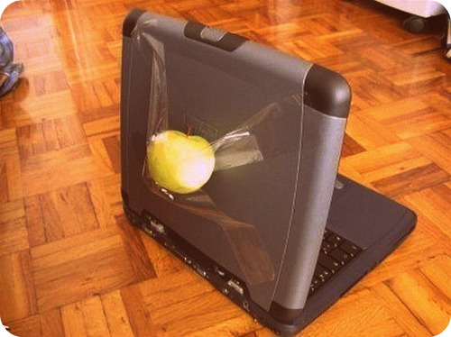 Какой-то неправильный MacBook
