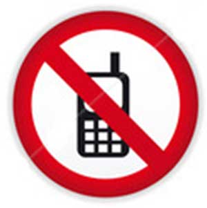 Пользоваться мобильником запрещено