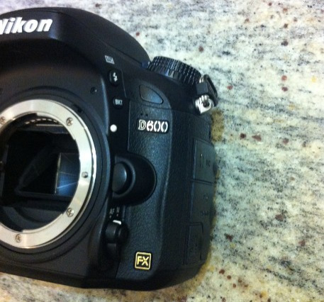 Якобы Nikon D600
