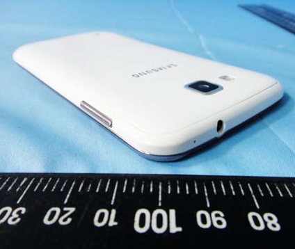 Samsung Galaxy Premier GT-i9260