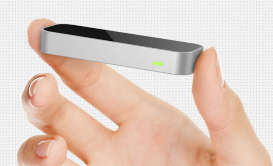 Контроллер движений Leap