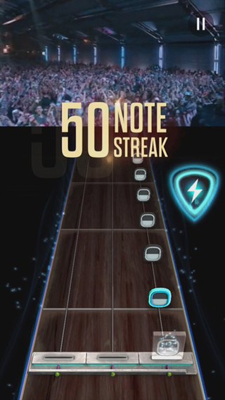Guitar Hero Live вышла для iOS с гитарным комплектом