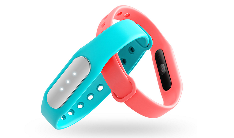 Xiaomi представила фитнес-браслет Mi Band Pulse за $16