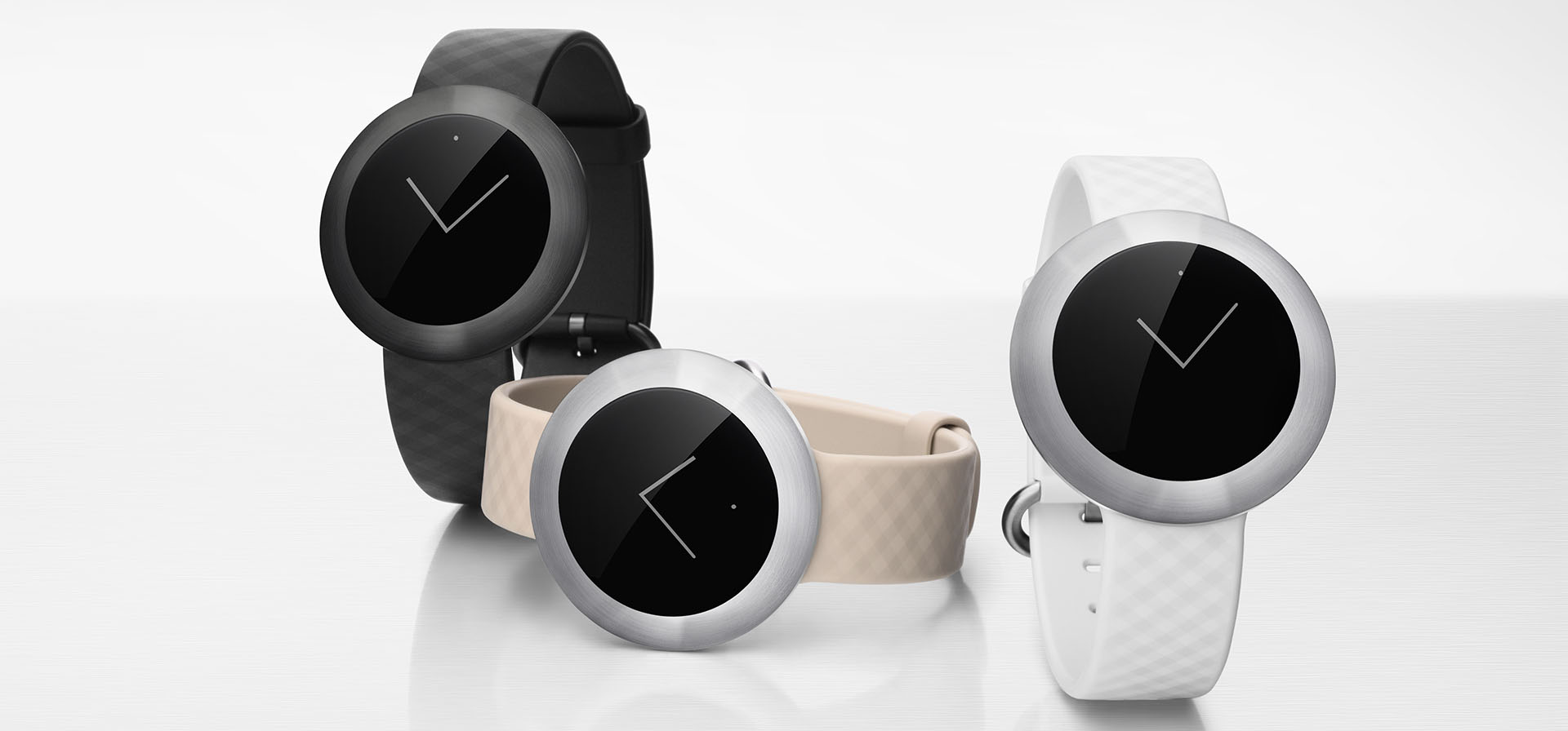 Начались продажи фитнес-браслета Huawei Honor Band в России