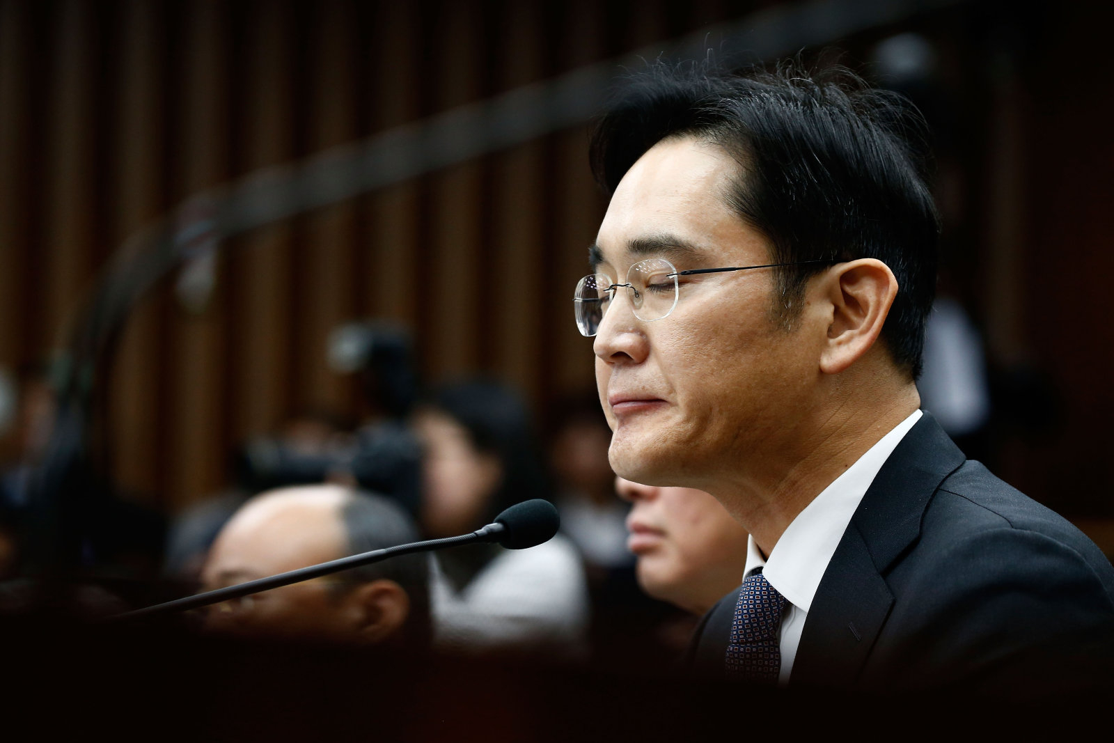 Южнокорейская прокуратура выдала ордер на арест фактического главы Samsung