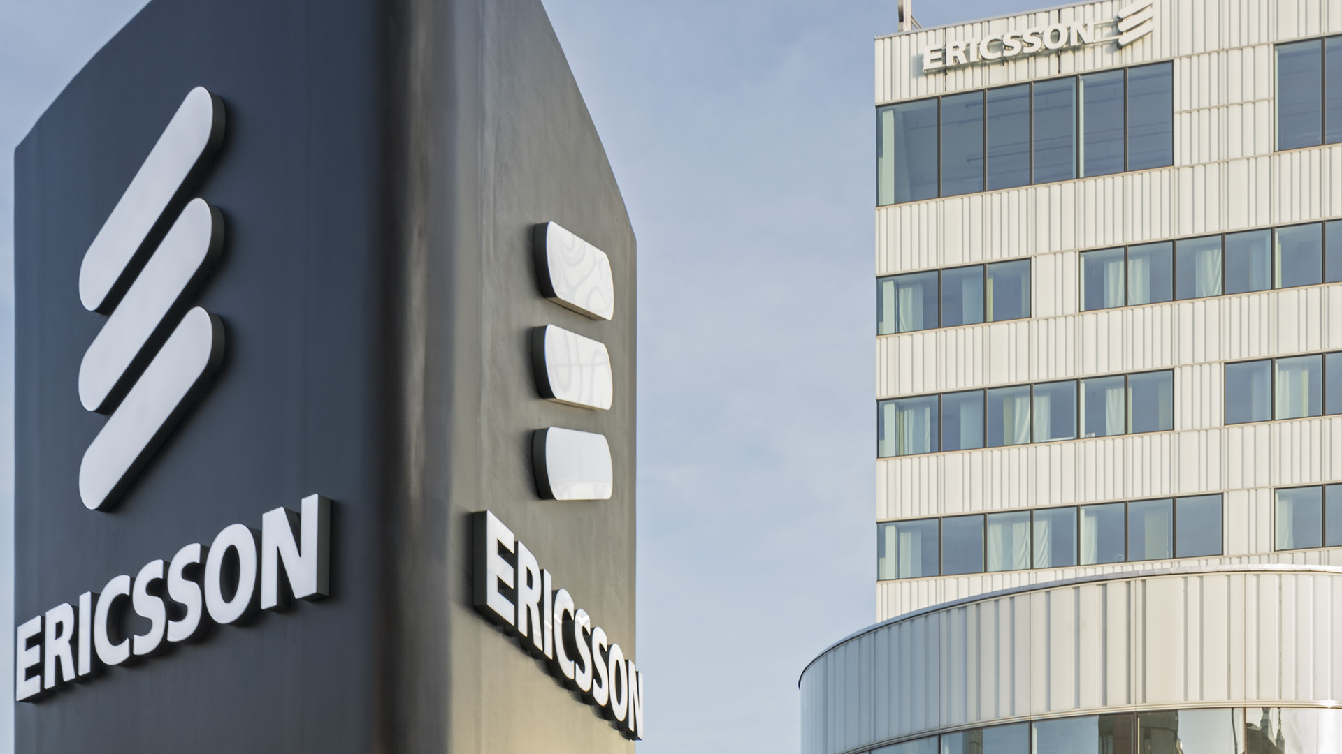Ericsson     -  Huawei