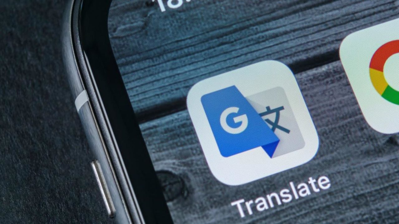  :    Google Translate  Play Store?