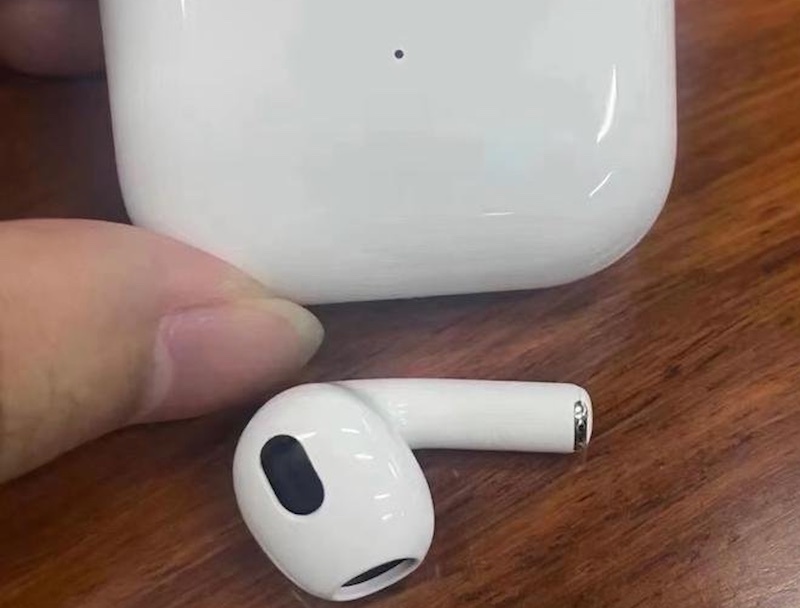  Apple AirPods 3     