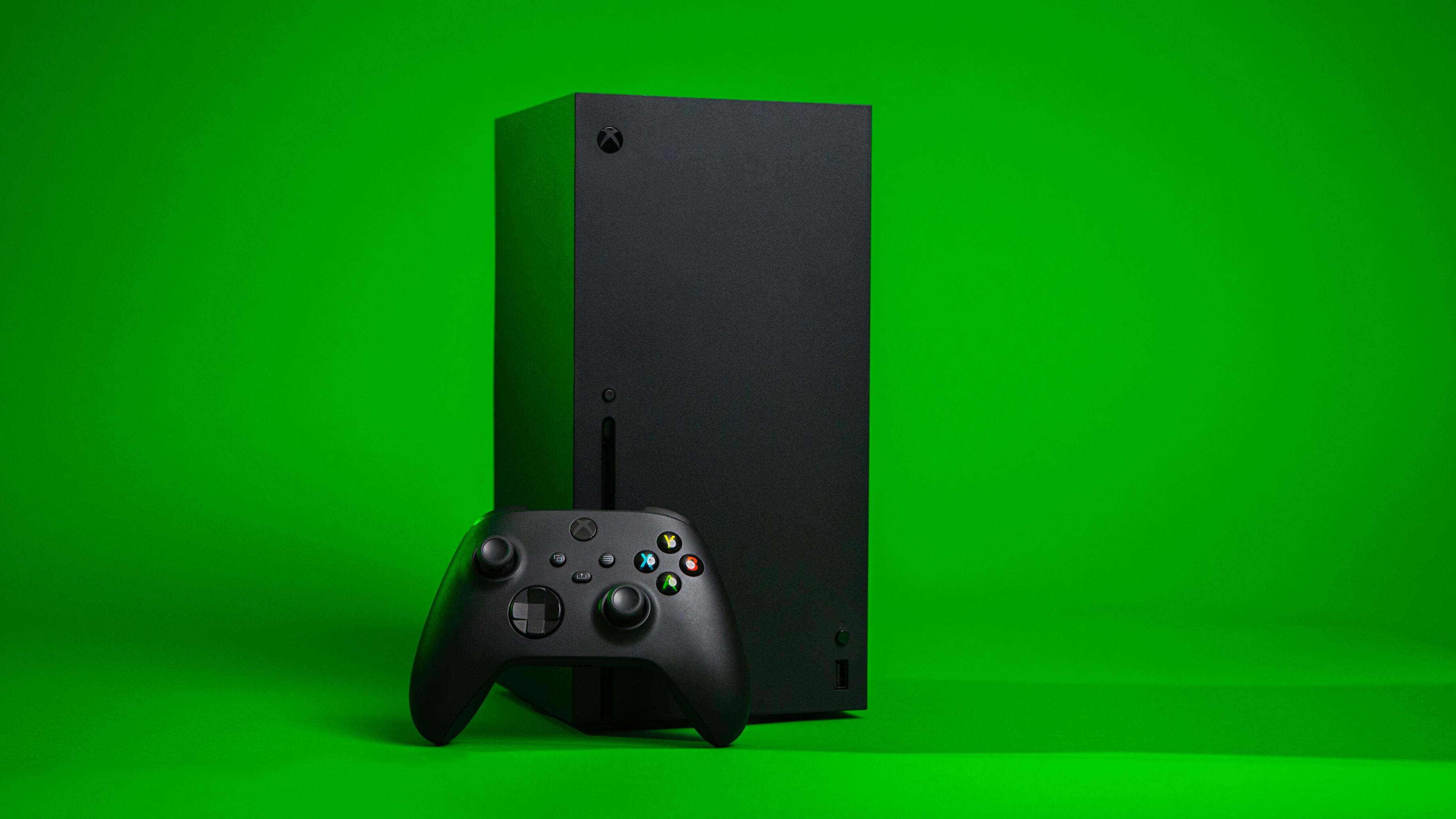 Microsoft      Xbox ,   PS5