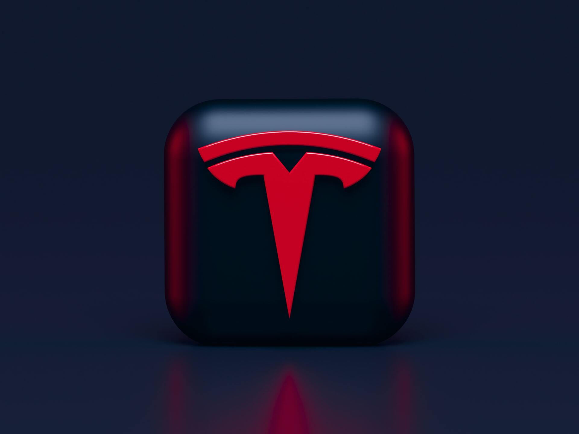     Tesla    ,    