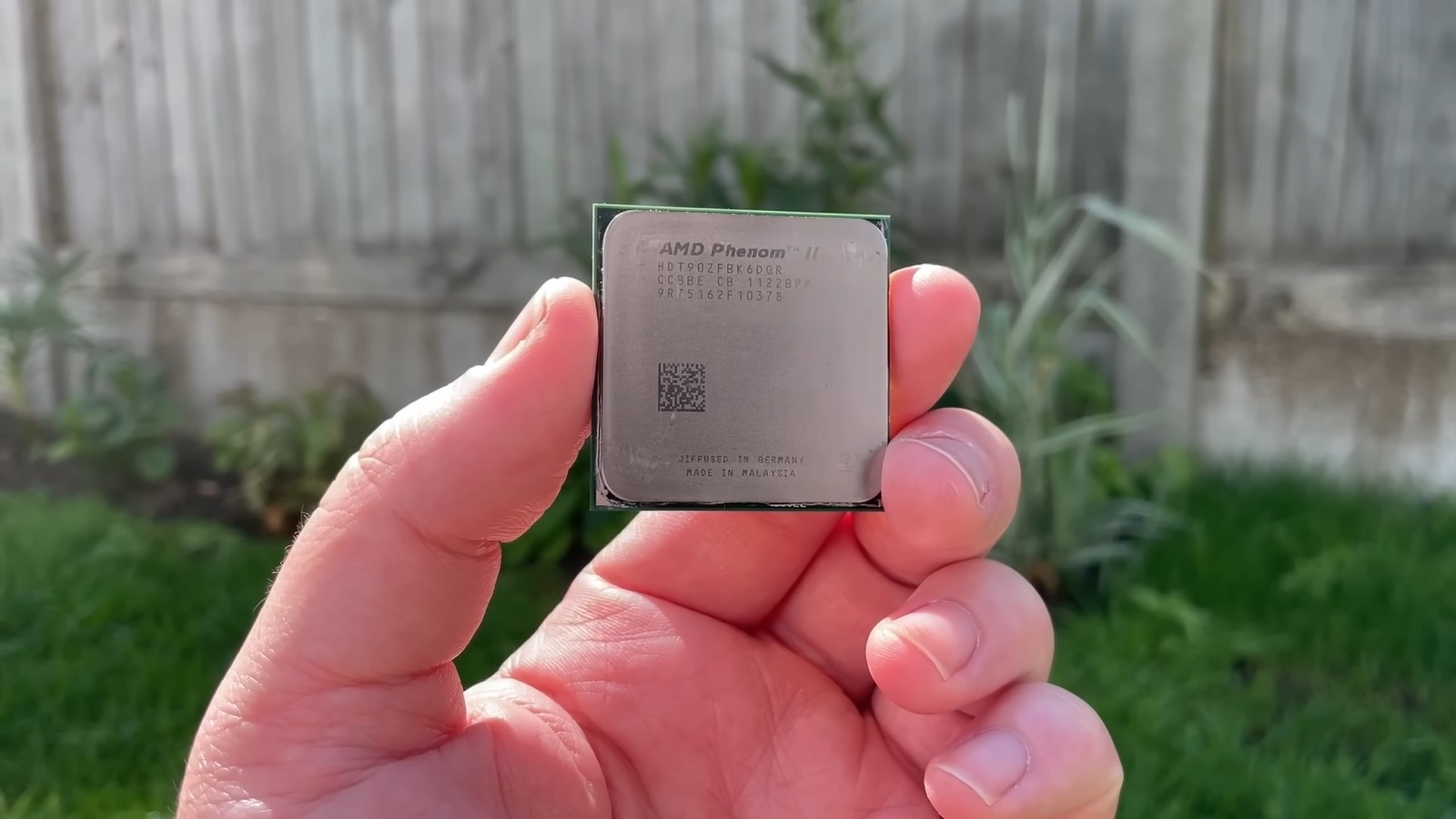   ?   AMD Phenom II X6    