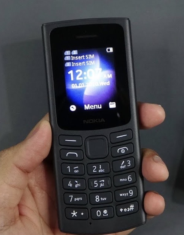  : Nokia     105 4G