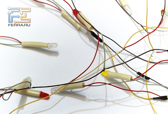 Гирлянда с юсб питанием. Usb led контроллер для гирлянды. Разрезанный провод юсб. Как подключить юсб гирлянду. Фонарик из модуля зарядки usb.