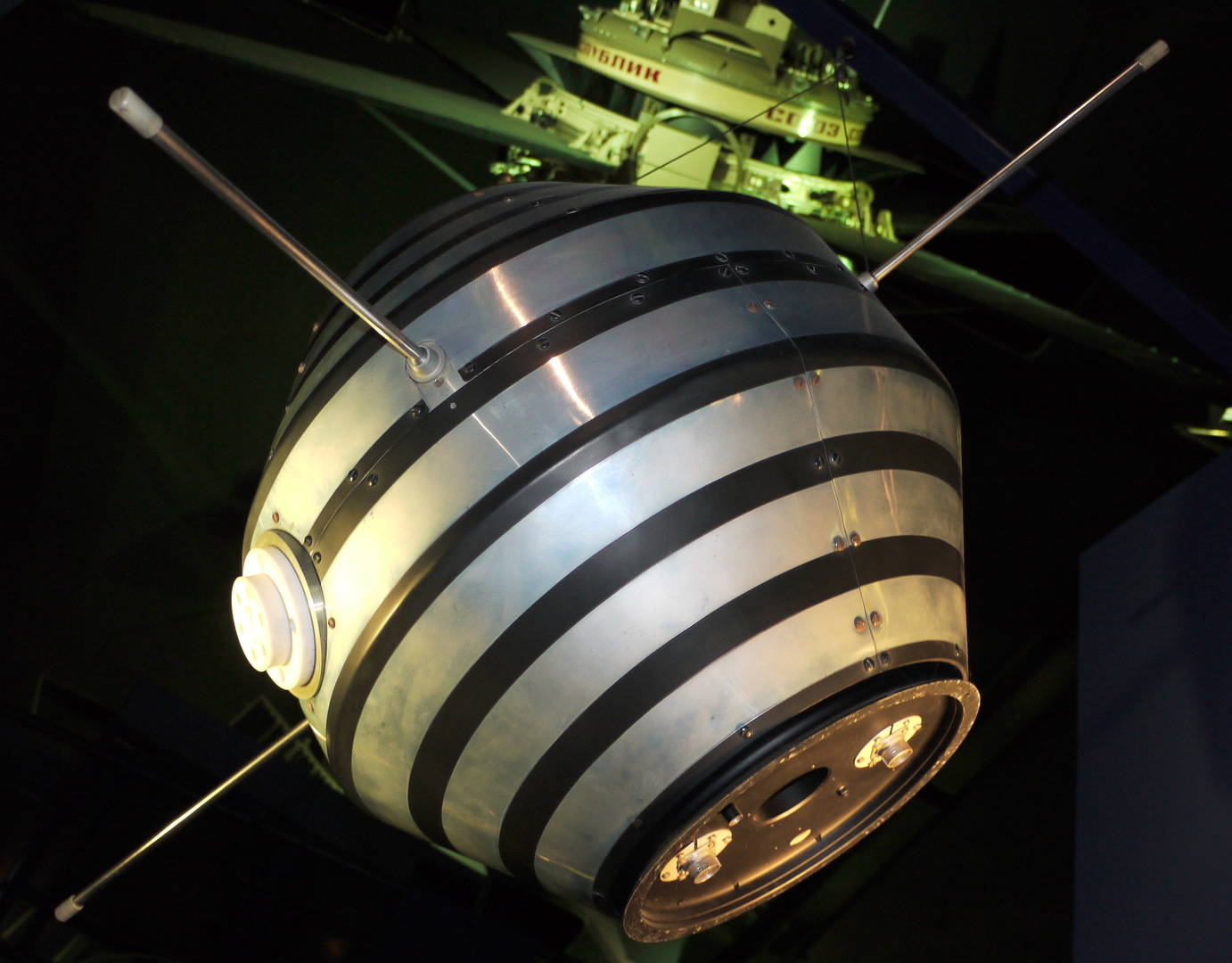 «Астерикс» — первый французский спутник