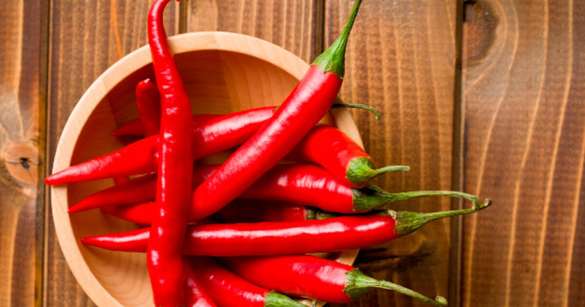 Стручковый перец относится к группе овощей. Красный острый перец чили джоджо. Красный перец для волос. Перец для похудения. Горький стручковый перец польза для организма.