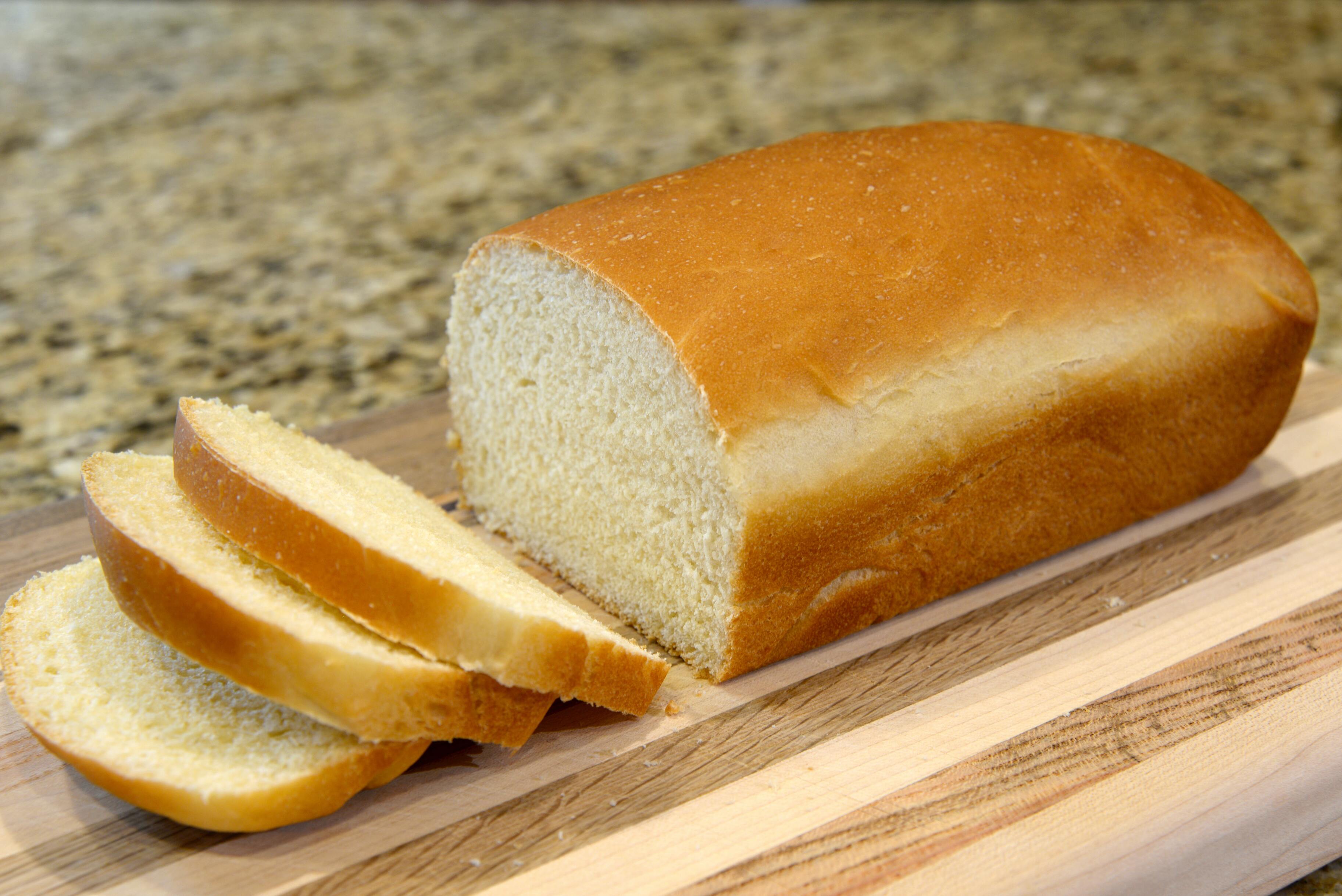 Учёные рассказали об опасности белого хлеба