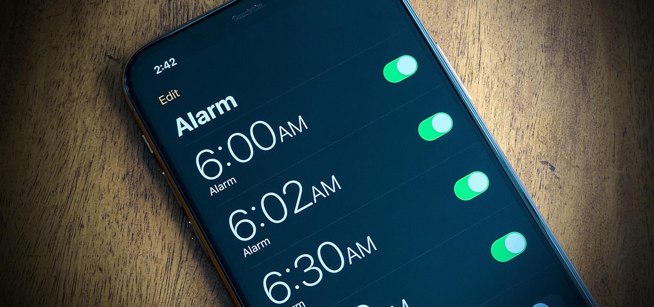 Владельцы iPhone столкнулись с невозможностью установить будильник при определённых настройках