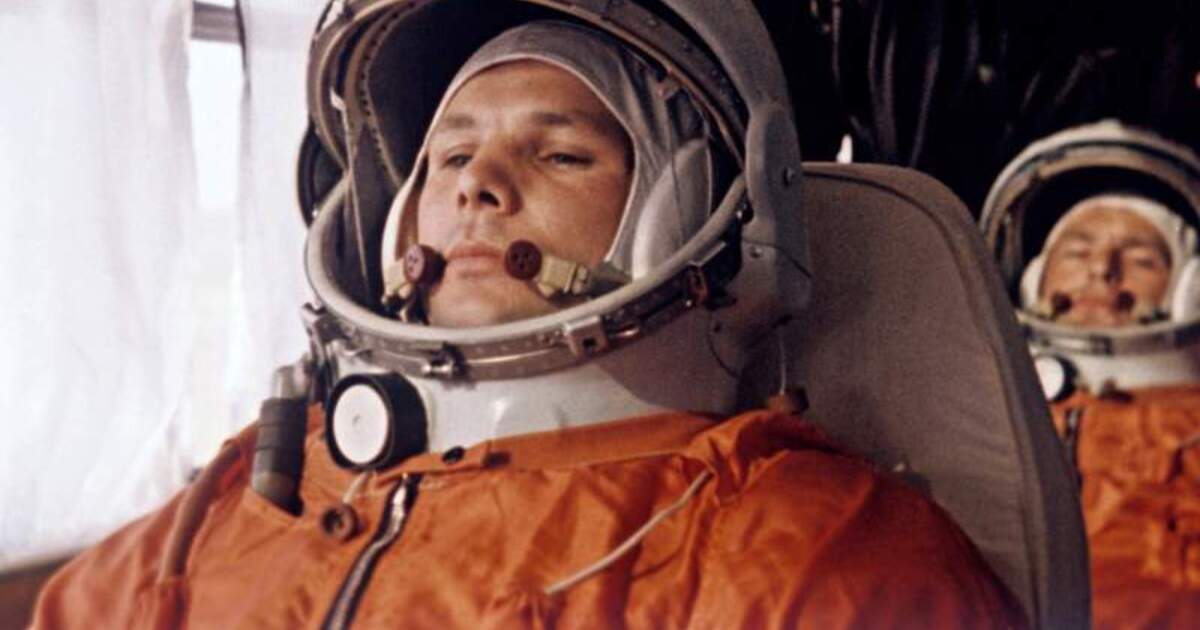 Фразы перед полетом. Юри Гагарин первый полёт в космос. 1961 Гагарин в космос.