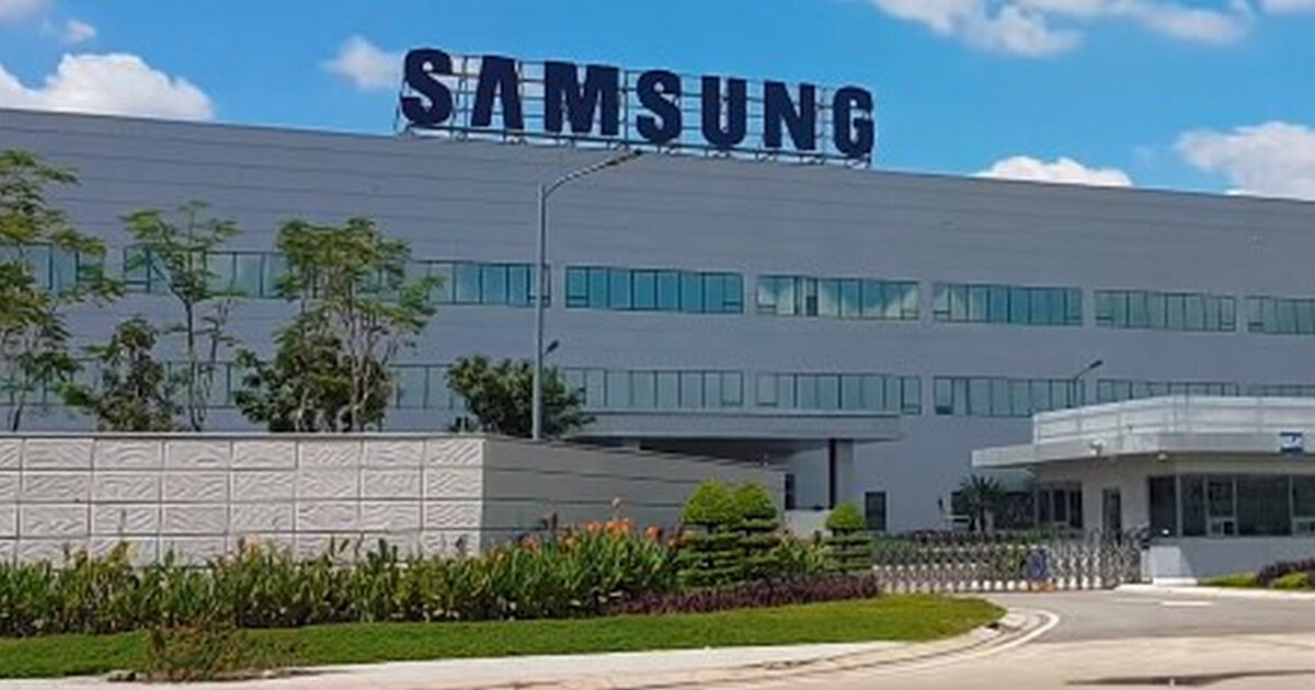 Samsung сократил производство смартфонов из-за проблем их доставкой от завода в магазины