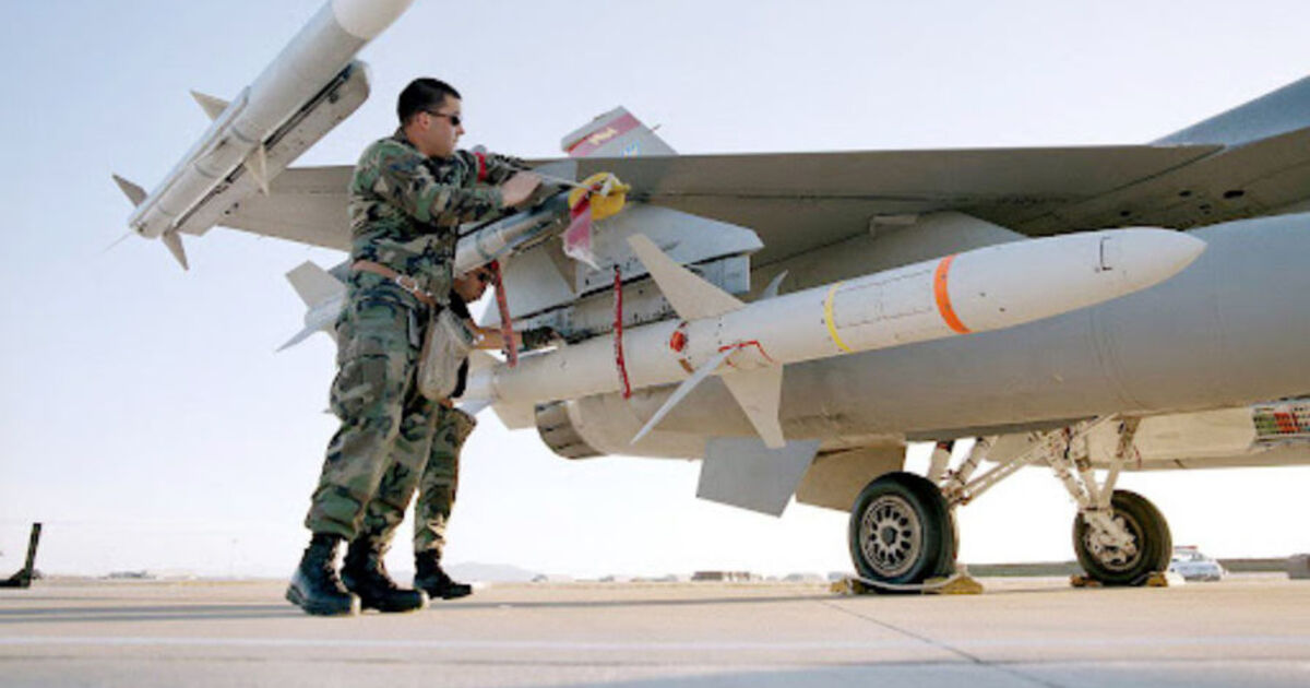 В США началось производство новейшей управляемой ракеты AARGM-ER