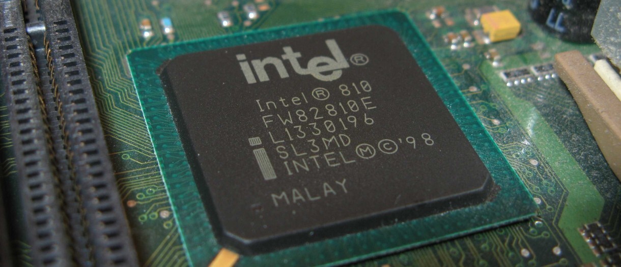 Intel построит два завода в Аризоне, чтобы снизить зависимость США от тайваньских и корейских микросхем