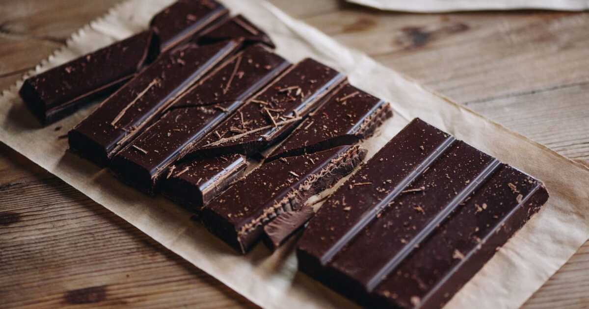 Сколько шоколада в день нужно съедать для поддержания психического здоровья