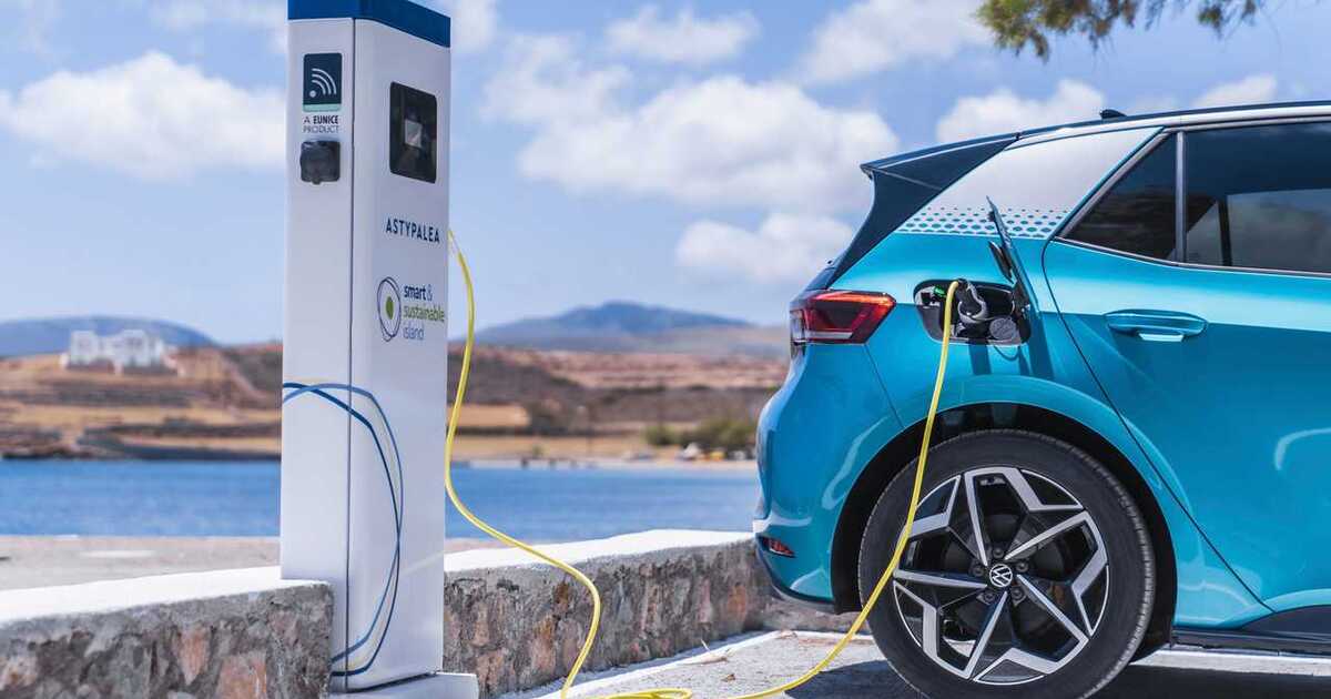 cfe01599c9dd3918b3589a2e97295c8f58f23947