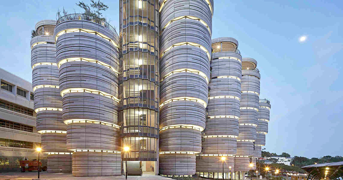 ea18cbabf49a3691db3c87f6312413b7917378cc