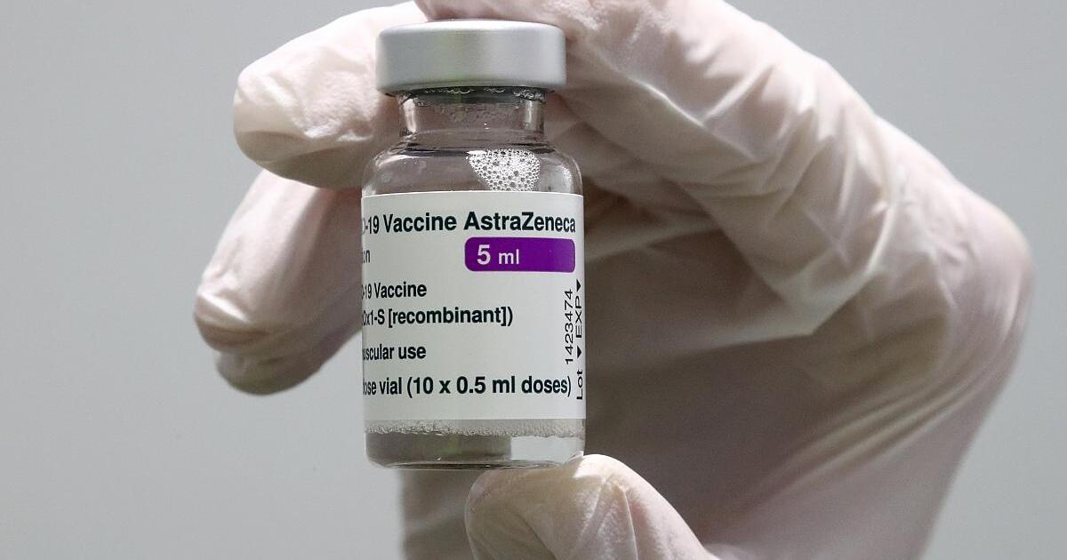 Украина отправила на утилизацию почти 600 тысяч доз вакцины против COVID-19 AstraZeneca