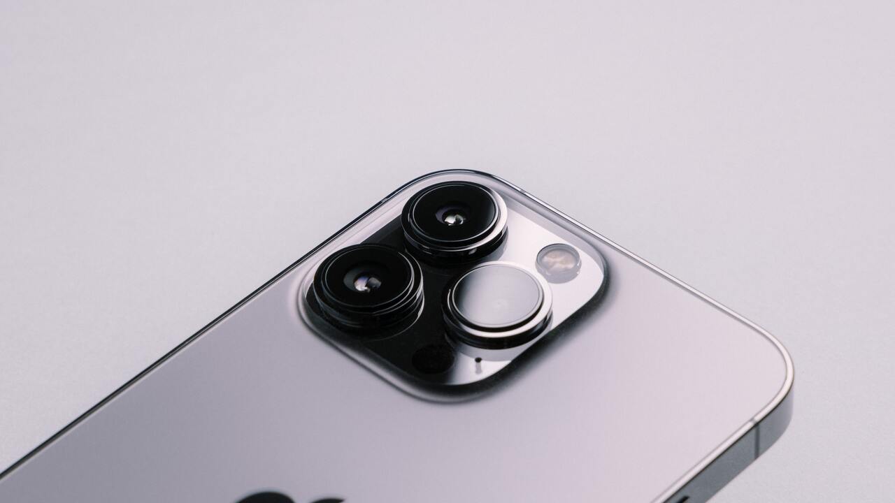 iPhone 13 Pro побил Samsung S21 Ultra и других конкурентов в рейтинге аккумуляторов