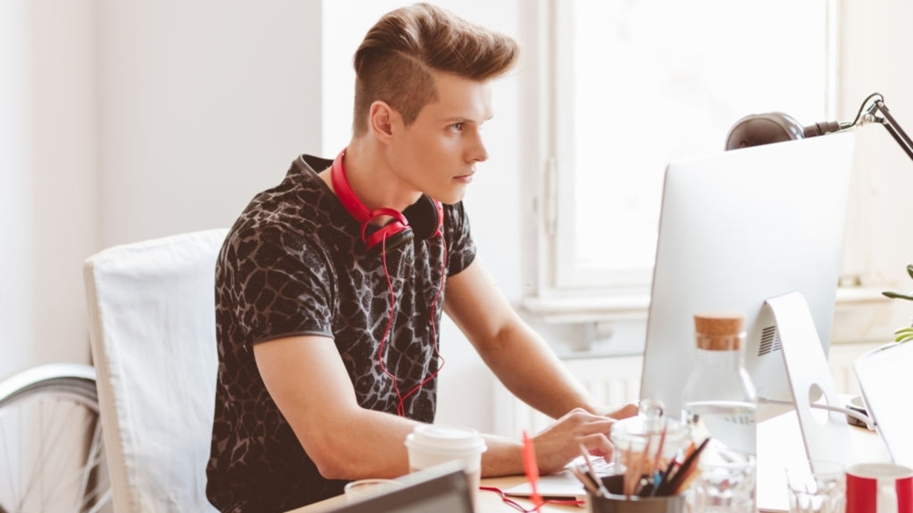 cd25c81597092786bfe9901b4ccde1a1e81142eb