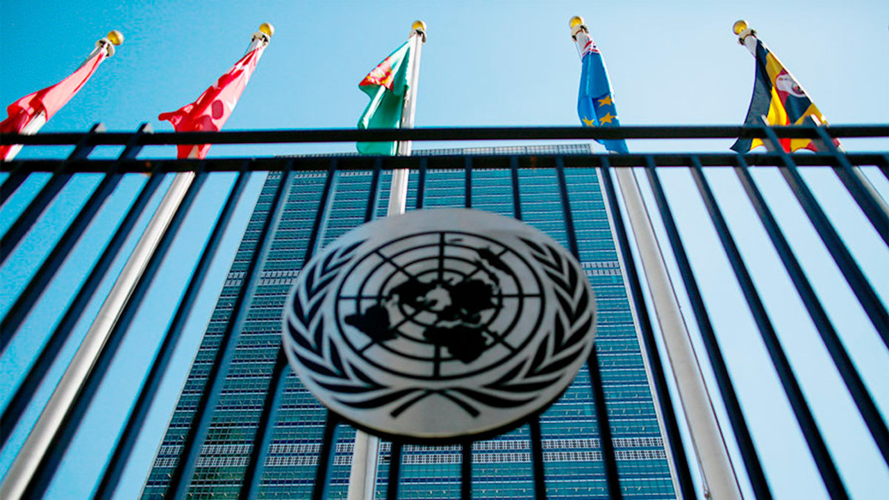 a2c12d4e98f5b4a07165146014251908c9eeb851