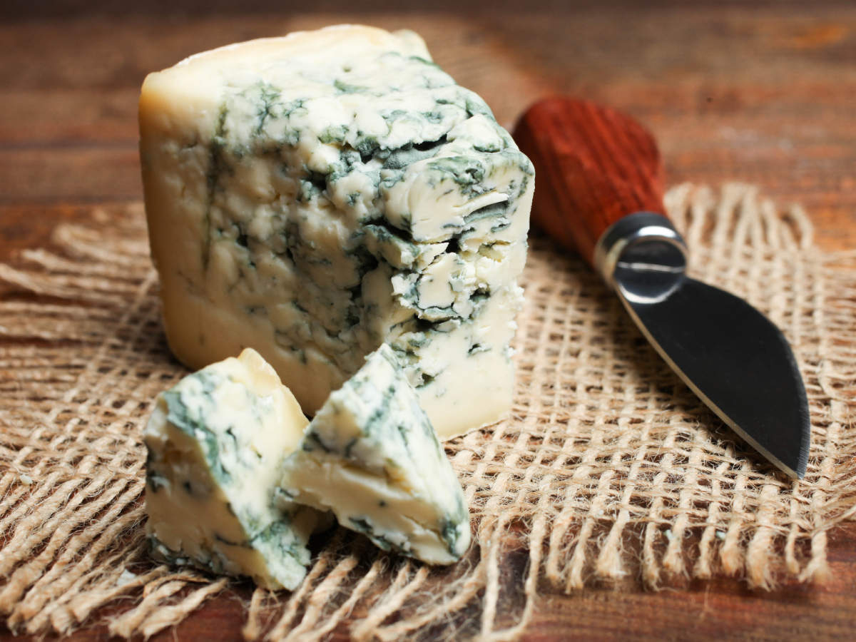 Сыр с зелёной плесенью оказался способен защитить от болезней сердца