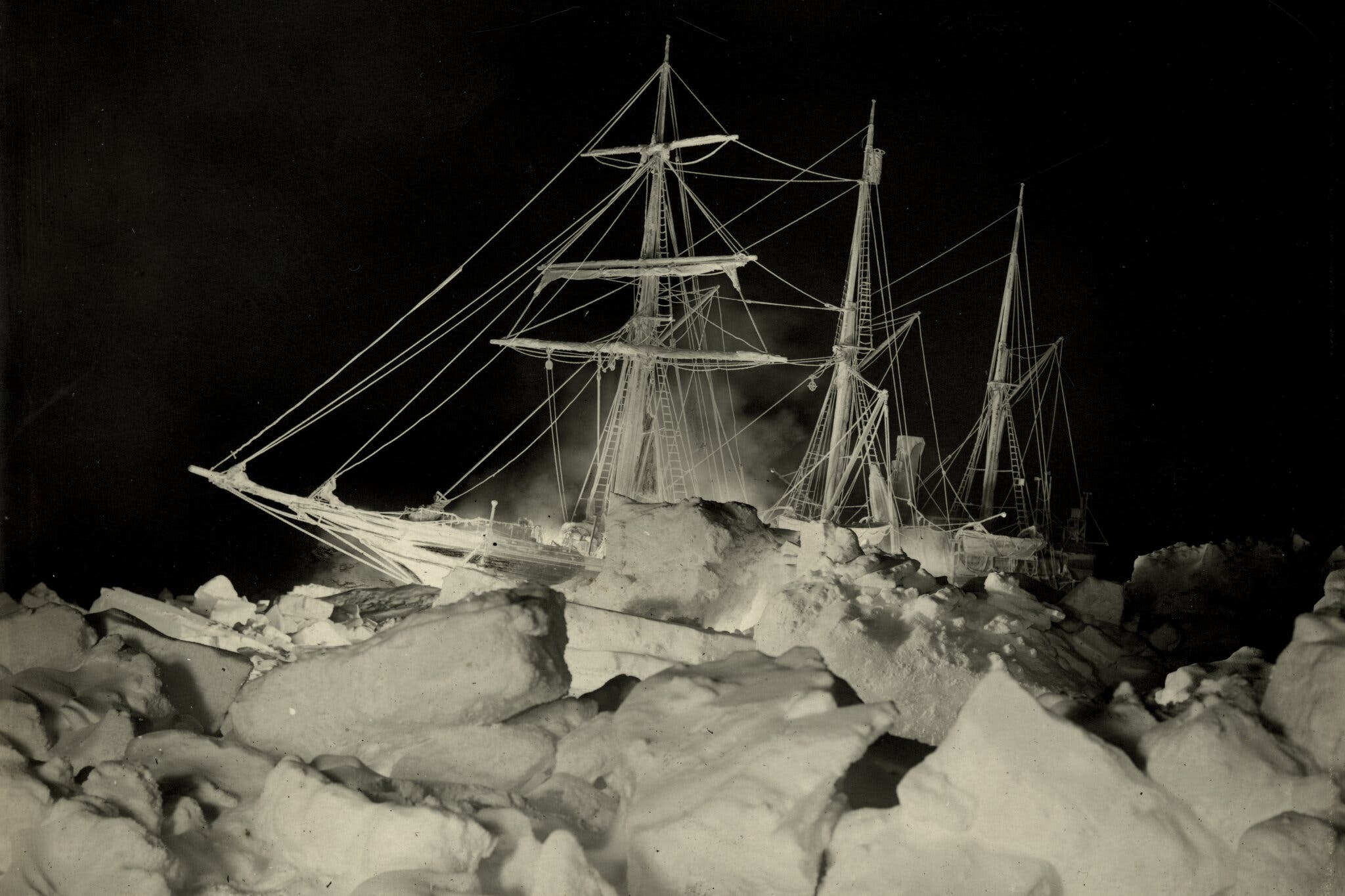 Потерянный в Антарктиде корабль Эрнеста Шеклтона 