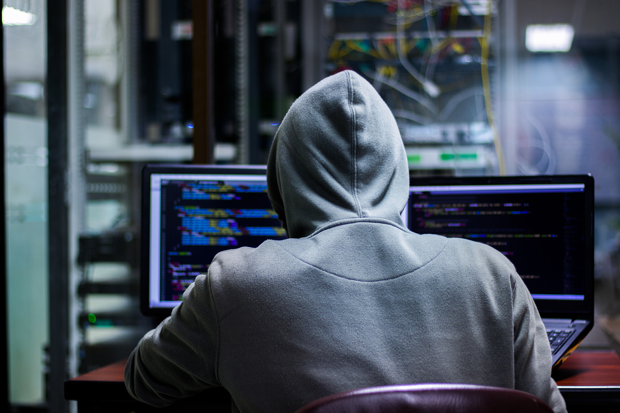 Хакеры начали заражать компьютеры россиян, прикрываясь темой событий на Украине