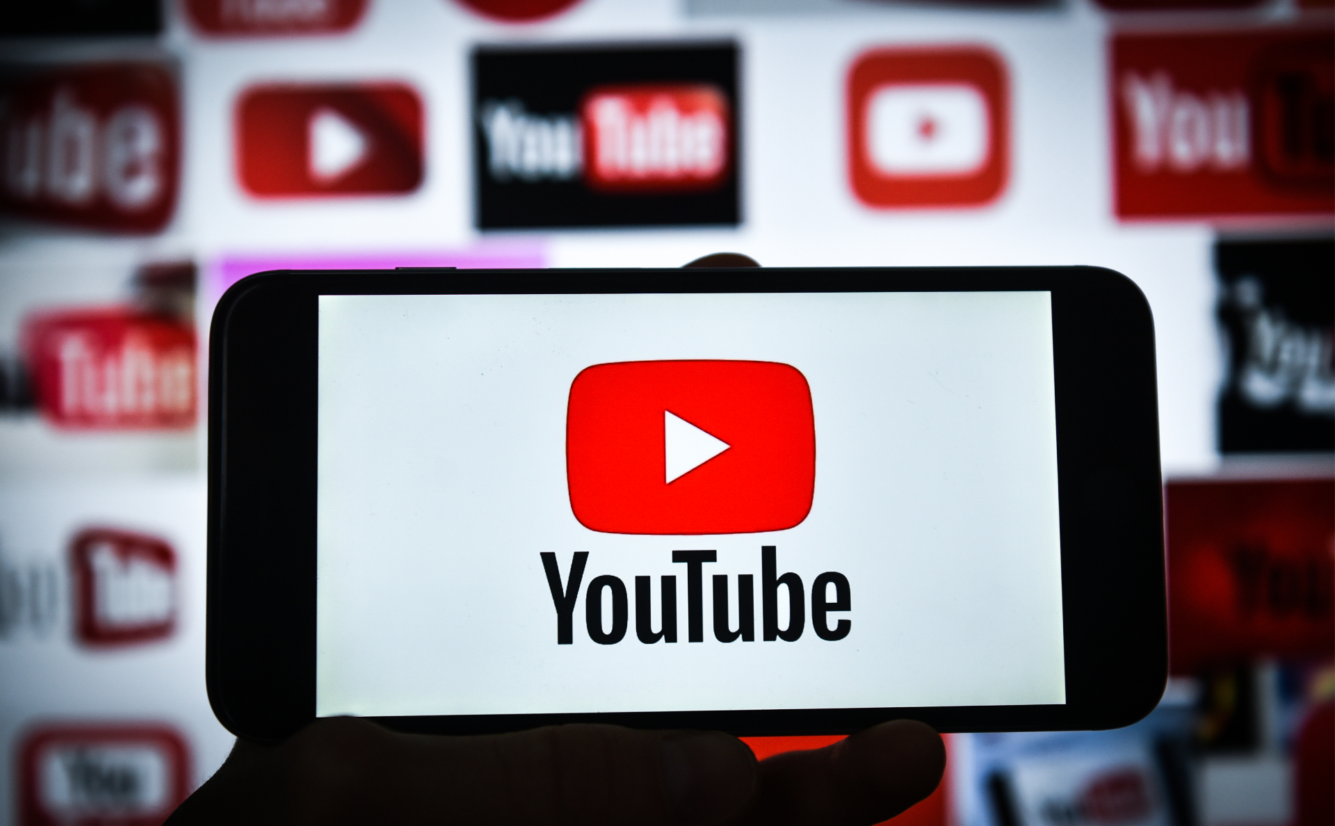 YouTube разблокировал российские каналы по требованию Роскомнадзора