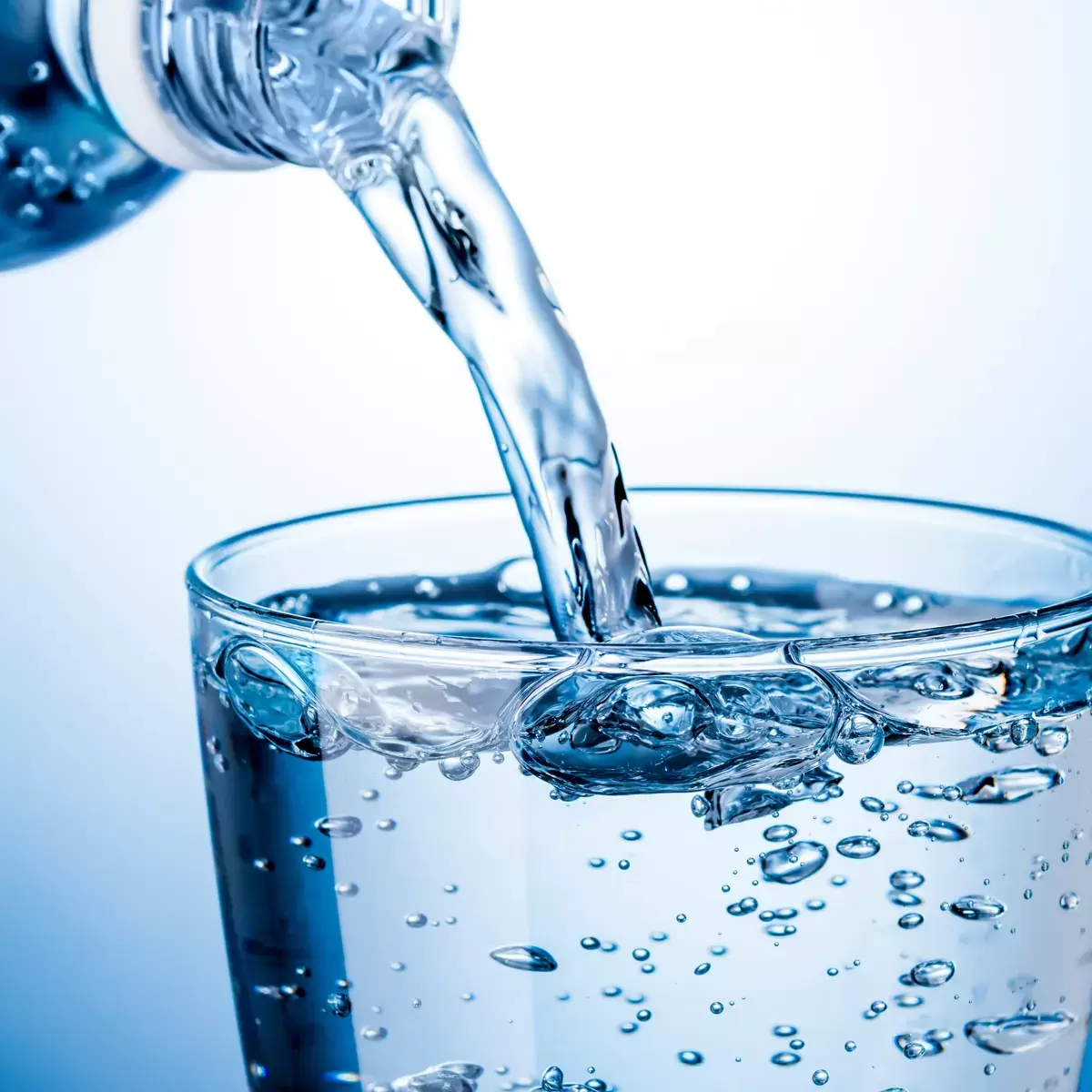 Что будет, если вы станете пить стакан тёплой воды каждый день