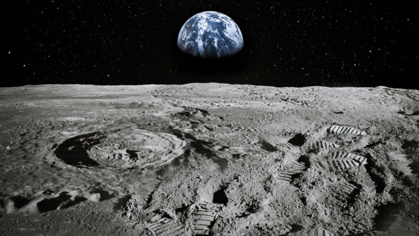 Ученые: вода на Луне может быть с Земли