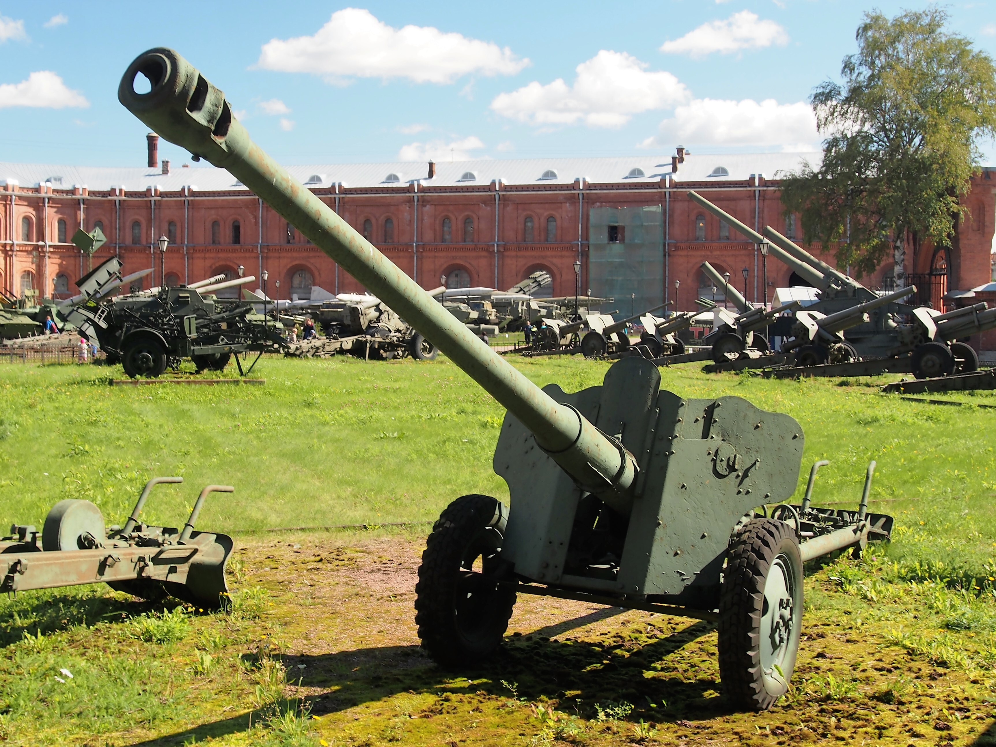 Украина восстановила противотанковые пушки образца 1944 года