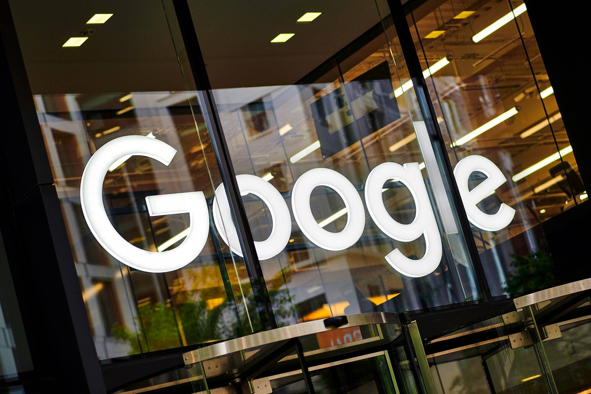 В Европе Google засудят на 1$ млрд за слишком высокие цены на приложения