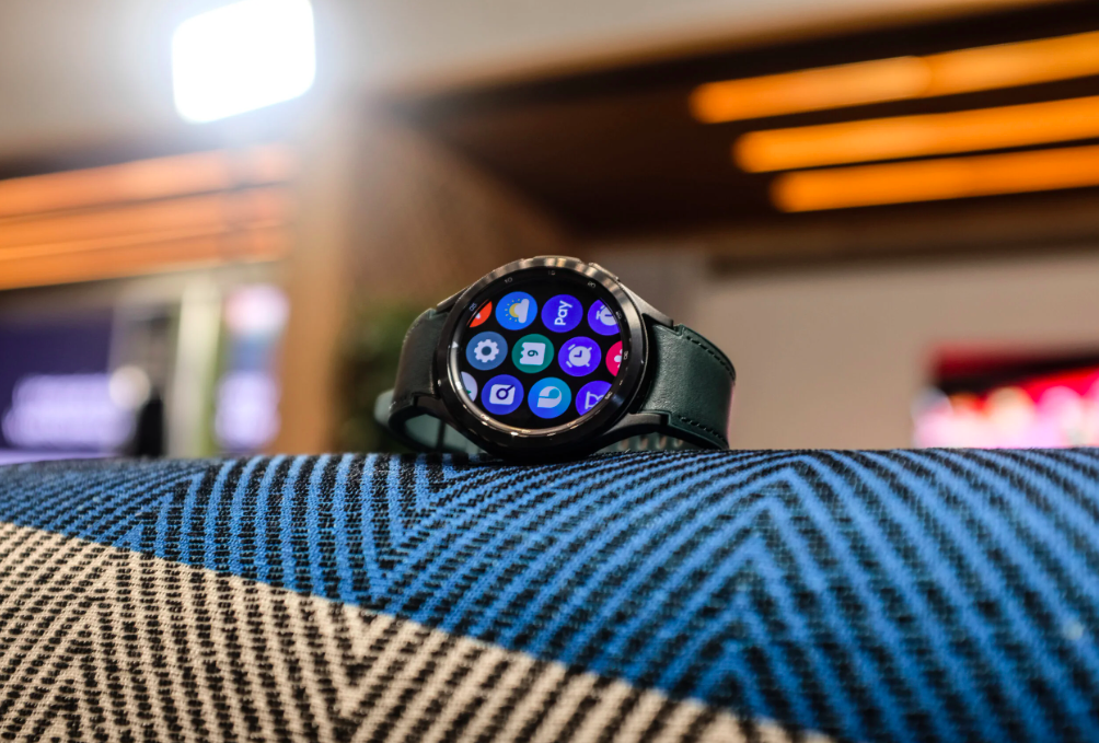 Сколько будут стоить новые умные часы Samsung