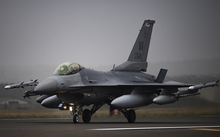 Когда Украина начнёт применять американские истребители F-16
