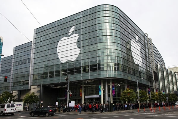 Всего за пару недель до презентации iPhone 14 Apple ради экономии уволила 100 сотрудников